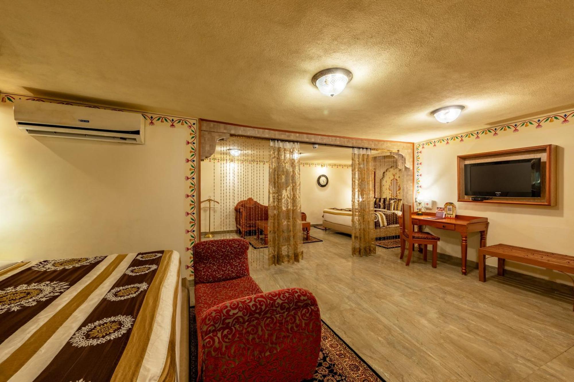 Chokhi Dhani The Ethnic 5 Jaipur Eksteriør billede